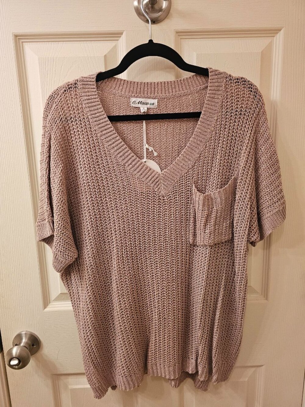 NWT Macaron Small Mauve Nude Knit Blouse w / Pocket